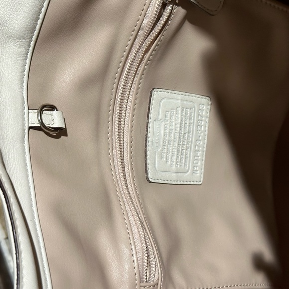 Coach Off-White Charlie Python Handbag in excellent pre-owned condition. - Picture 12 of 13